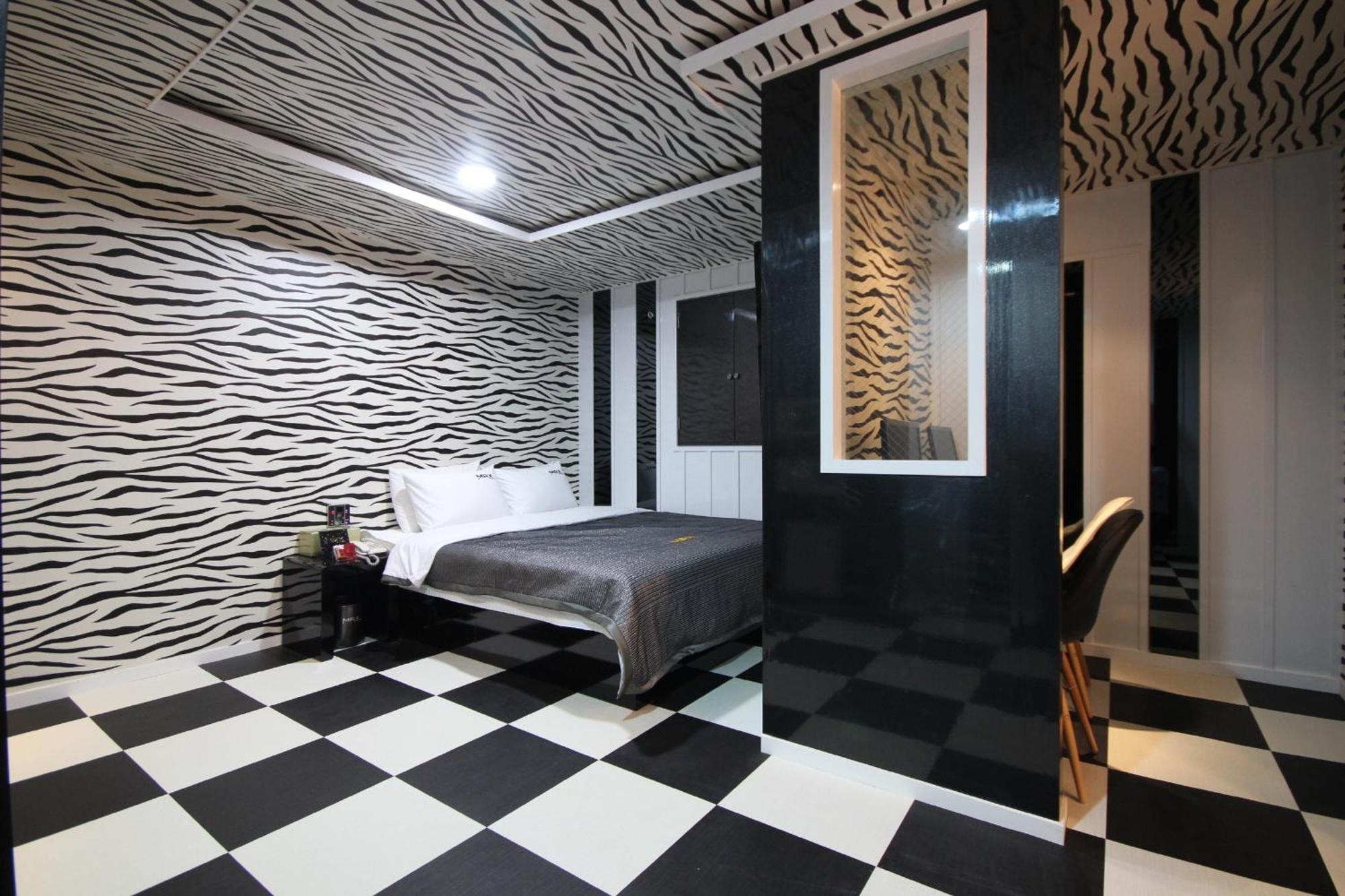 Max Motel - Sasang Puszan Szoba fotó